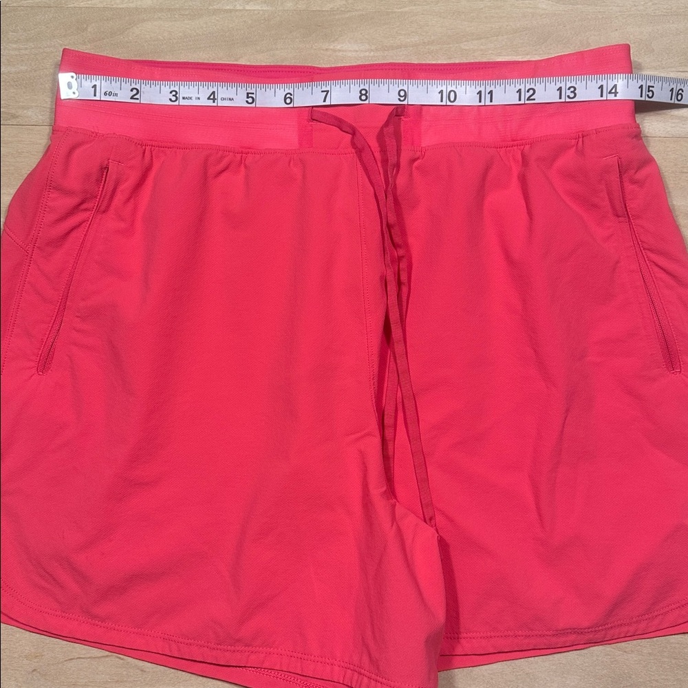 Lululemon License to Train High Rise Shorts 4” Sz 8 - Picture 11 of 13